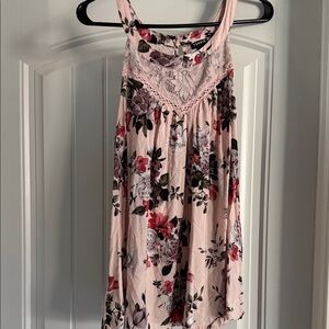 Torrid Pink Floral Lace sleeveless Top